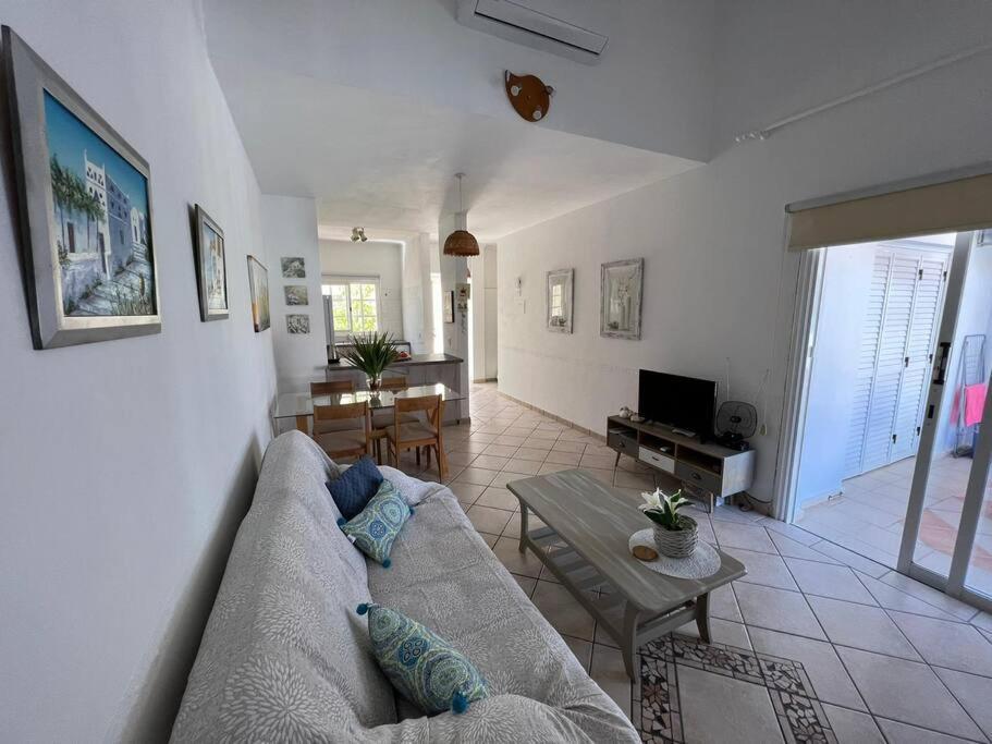 The Best Prime Location Lovely 1 Bedroom Apartment Paphos Esterno foto